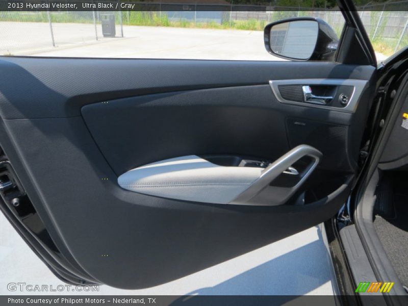 Ultra Black / Gray 2013 Hyundai Veloster