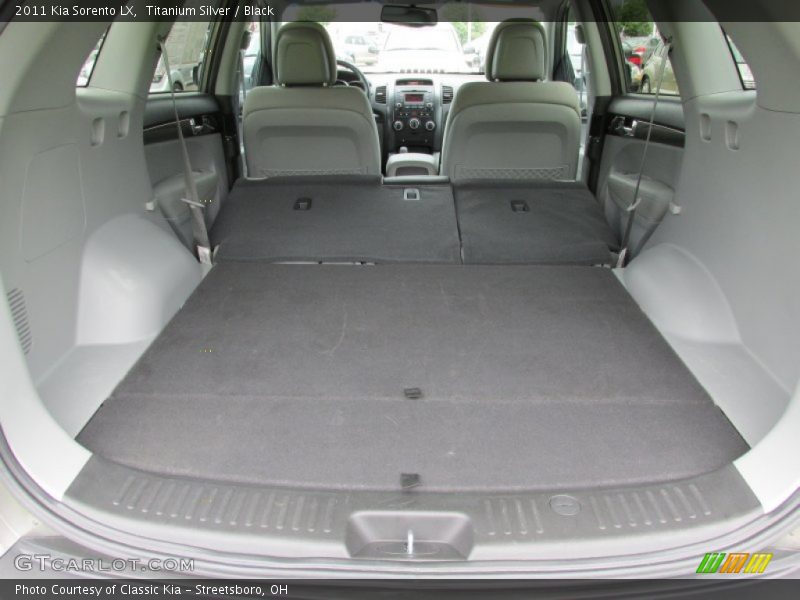  2011 Sorento LX Trunk