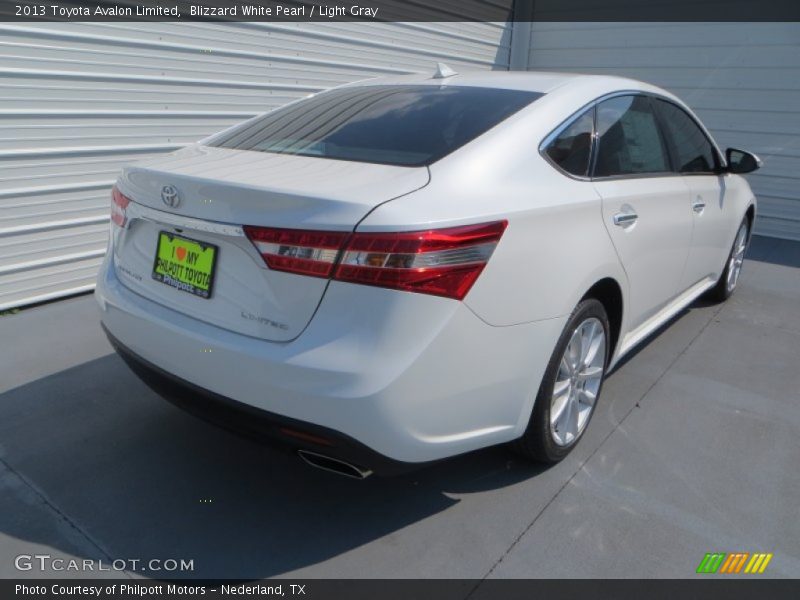 Blizzard White Pearl / Light Gray 2013 Toyota Avalon Limited