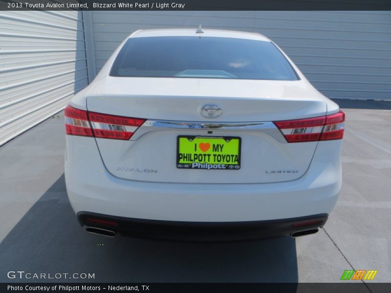 Blizzard White Pearl / Light Gray 2013 Toyota Avalon Limited