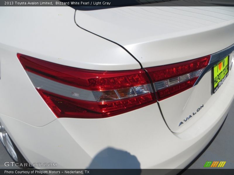 Blizzard White Pearl / Light Gray 2013 Toyota Avalon Limited