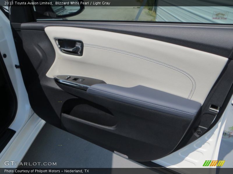 Blizzard White Pearl / Light Gray 2013 Toyota Avalon Limited