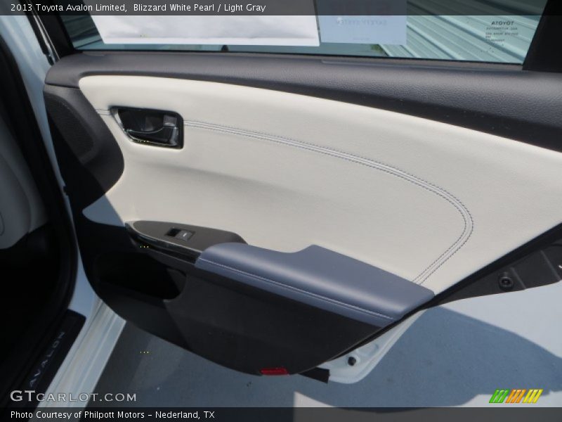 Blizzard White Pearl / Light Gray 2013 Toyota Avalon Limited