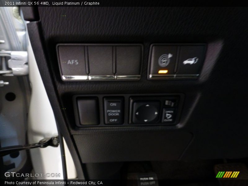 Liquid Platinum / Graphite 2011 Infiniti QX 56 4WD