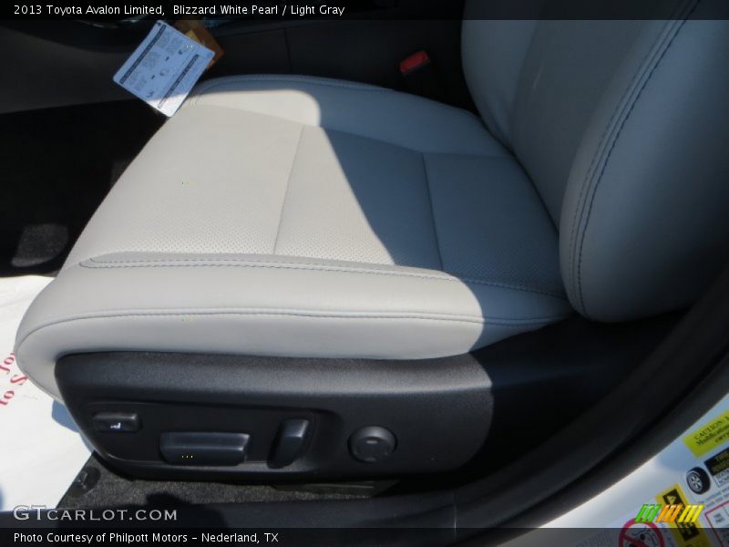 Blizzard White Pearl / Light Gray 2013 Toyota Avalon Limited