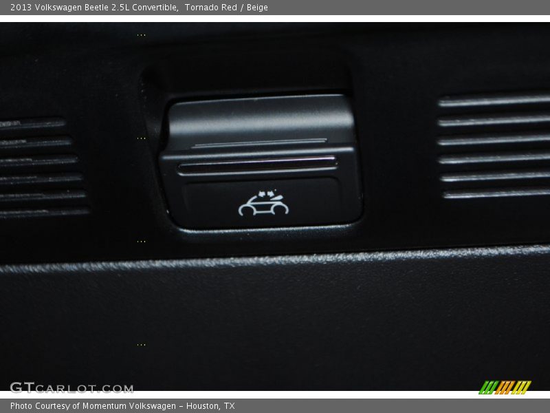 Tornado Red / Beige 2013 Volkswagen Beetle 2.5L Convertible