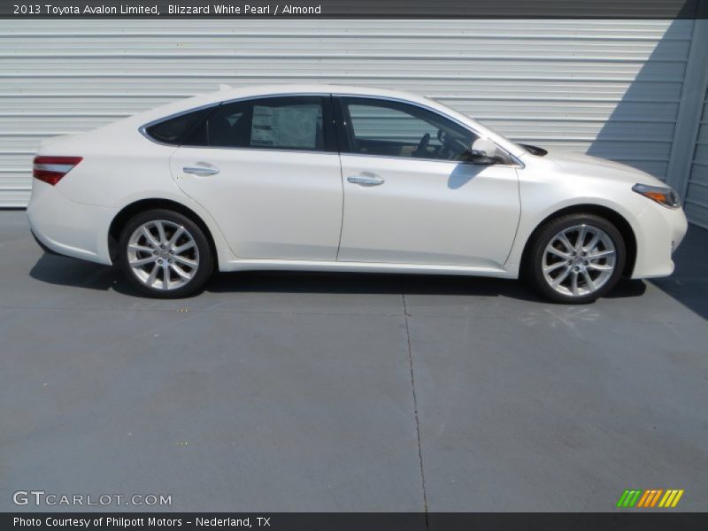 Blizzard White Pearl / Almond 2013 Toyota Avalon Limited