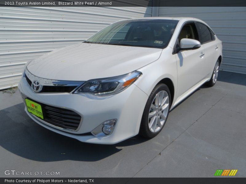 Blizzard White Pearl / Almond 2013 Toyota Avalon Limited