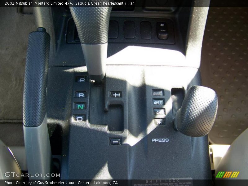 Sequoia Green Pearlescent / Tan 2002 Mitsubishi Montero Limited 4x4