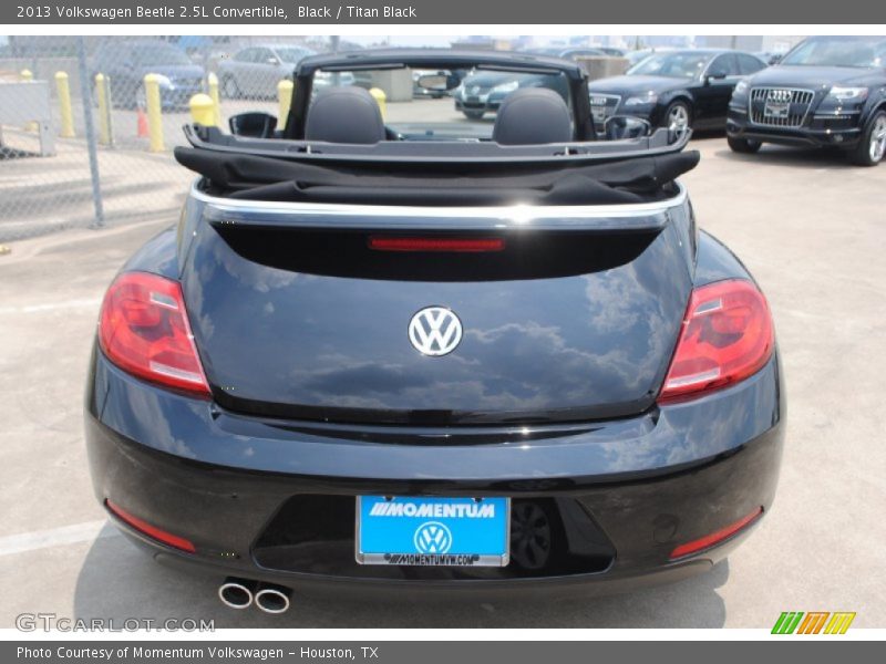 Black / Titan Black 2013 Volkswagen Beetle 2.5L Convertible
