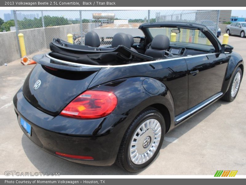 Black / Titan Black 2013 Volkswagen Beetle 2.5L Convertible