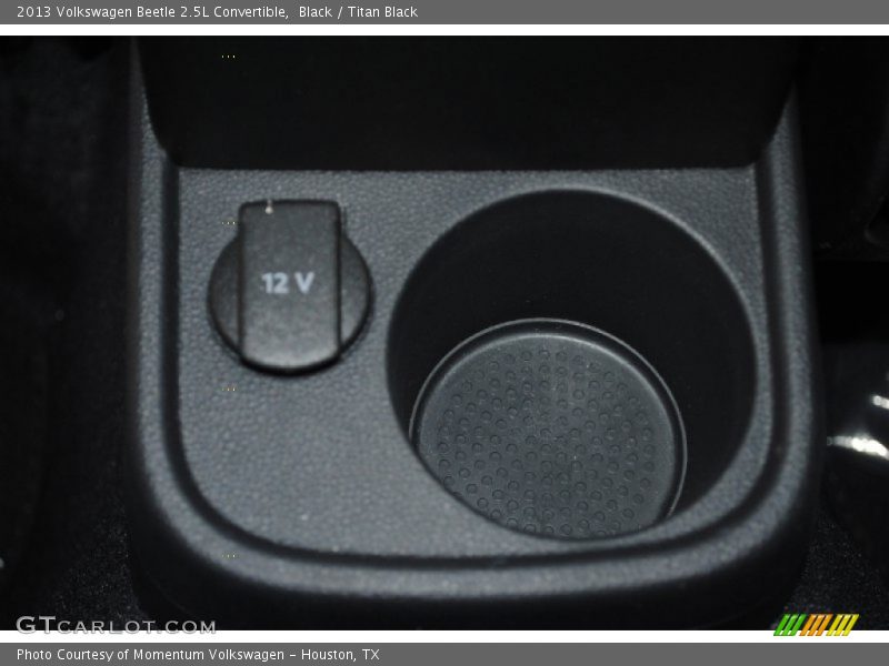 Black / Titan Black 2013 Volkswagen Beetle 2.5L Convertible