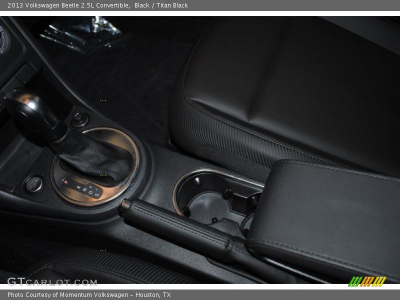 Black / Titan Black 2013 Volkswagen Beetle 2.5L Convertible