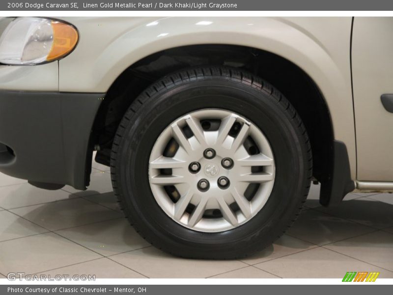 Linen Gold Metallic Pearl / Dark Khaki/Light Graystone 2006 Dodge Caravan SE