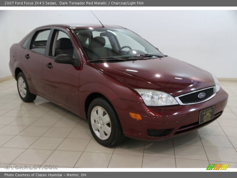 Dark Toreador Red Metallic / Charcoal/Light Flint 2007 Ford Focus ZX4 S Sedan