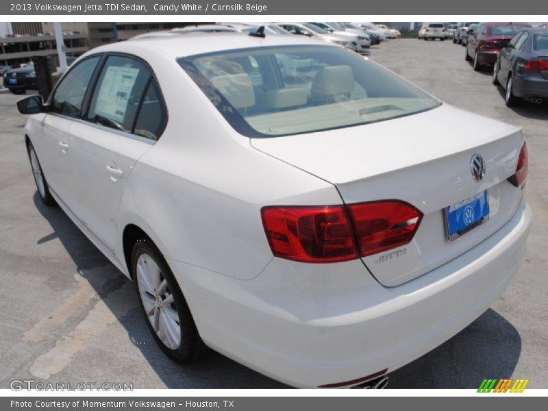 Candy White / Cornsilk Beige 2013 Volkswagen Jetta TDI Sedan