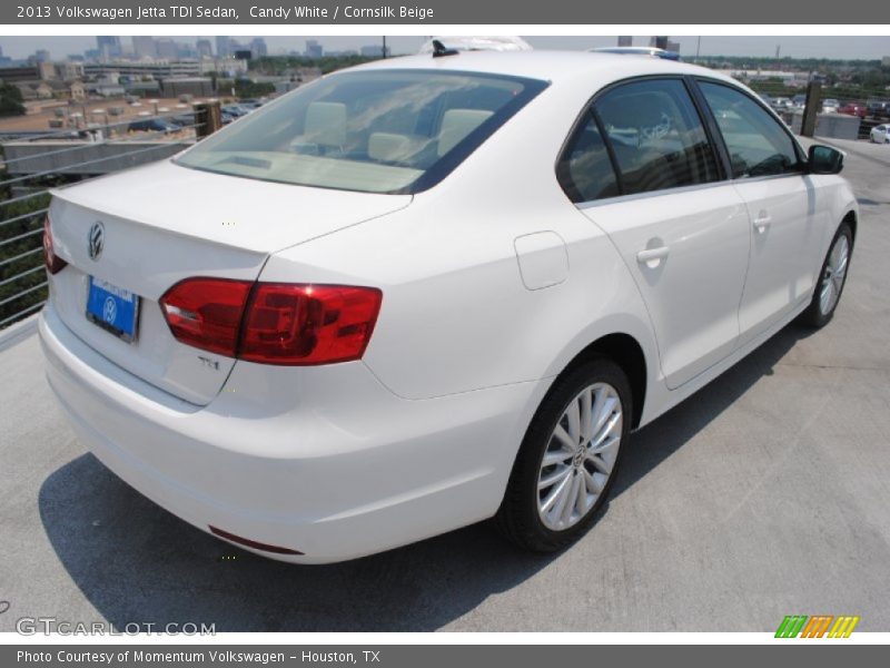 Candy White / Cornsilk Beige 2013 Volkswagen Jetta TDI Sedan