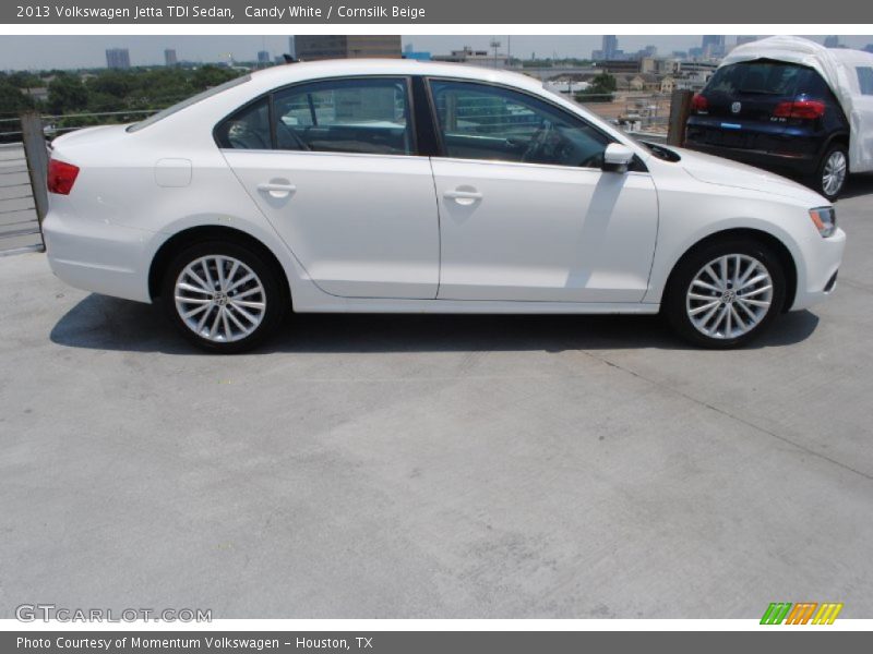 Candy White / Cornsilk Beige 2013 Volkswagen Jetta TDI Sedan
