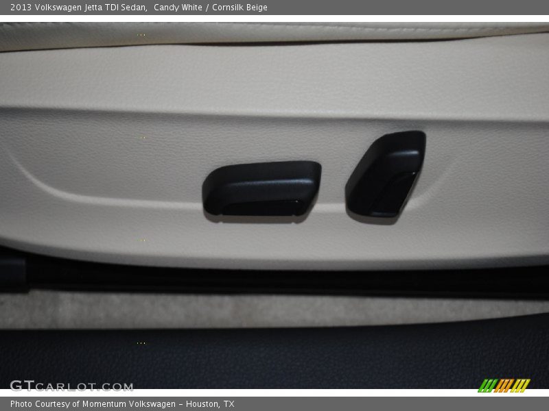 Candy White / Cornsilk Beige 2013 Volkswagen Jetta TDI Sedan