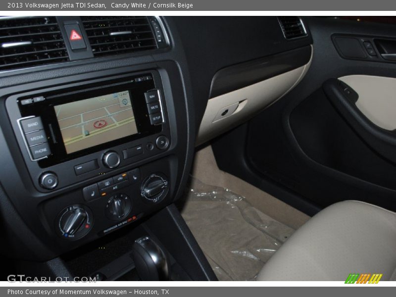 Candy White / Cornsilk Beige 2013 Volkswagen Jetta TDI Sedan
