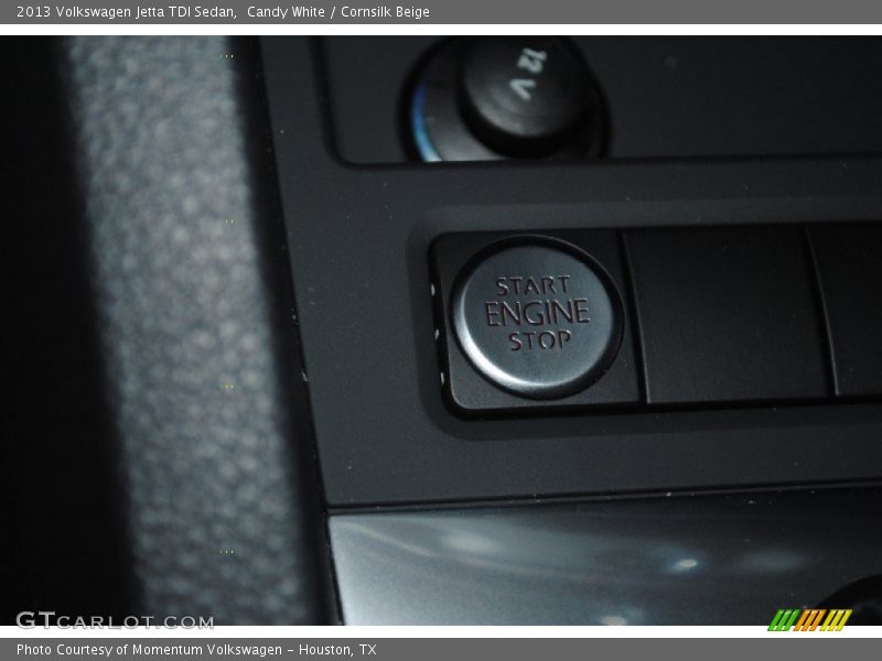 Candy White / Cornsilk Beige 2013 Volkswagen Jetta TDI Sedan