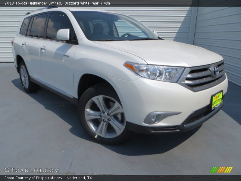 Blizzard White Pearl / Ash 2013 Toyota Highlander Limited