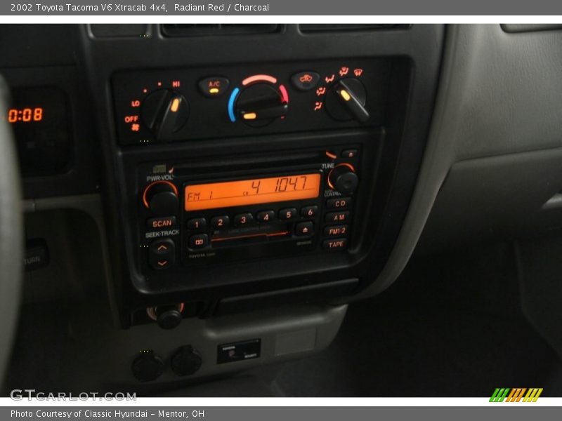 Radiant Red / Charcoal 2002 Toyota Tacoma V6 Xtracab 4x4