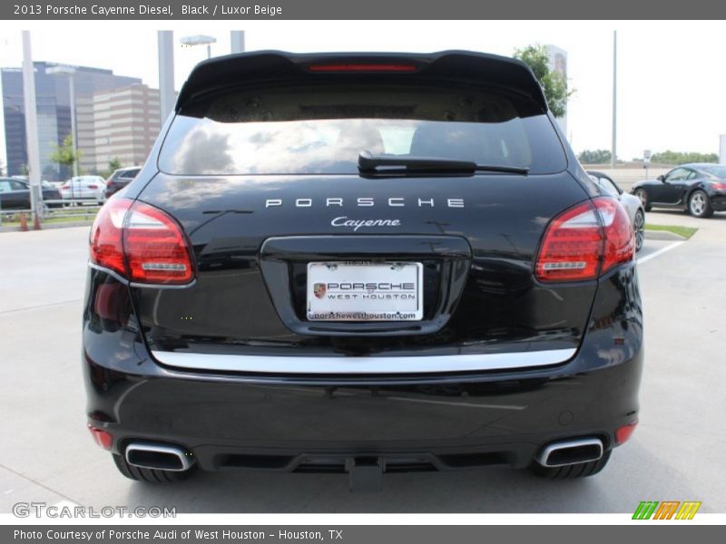 Black / Luxor Beige 2013 Porsche Cayenne Diesel