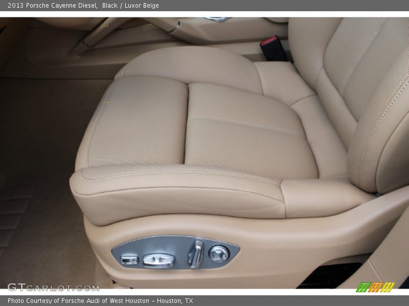 Front Seat of 2013 Cayenne Diesel