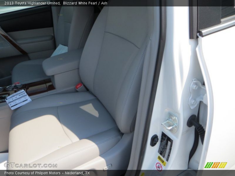 Blizzard White Pearl / Ash 2013 Toyota Highlander Limited