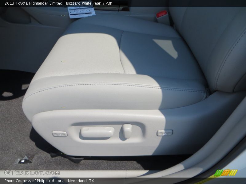 Blizzard White Pearl / Ash 2013 Toyota Highlander Limited