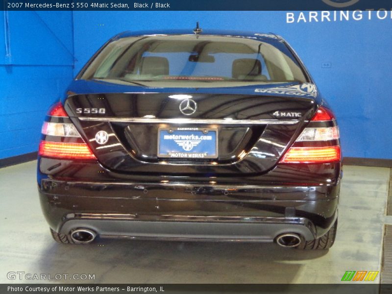 Black / Black 2007 Mercedes-Benz S 550 4Matic Sedan