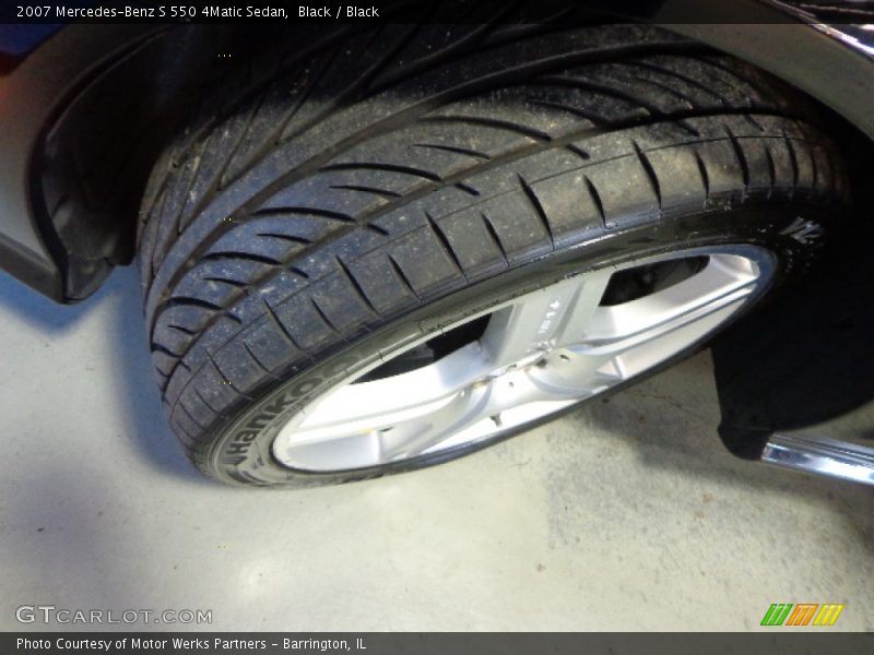 Black / Black 2007 Mercedes-Benz S 550 4Matic Sedan
