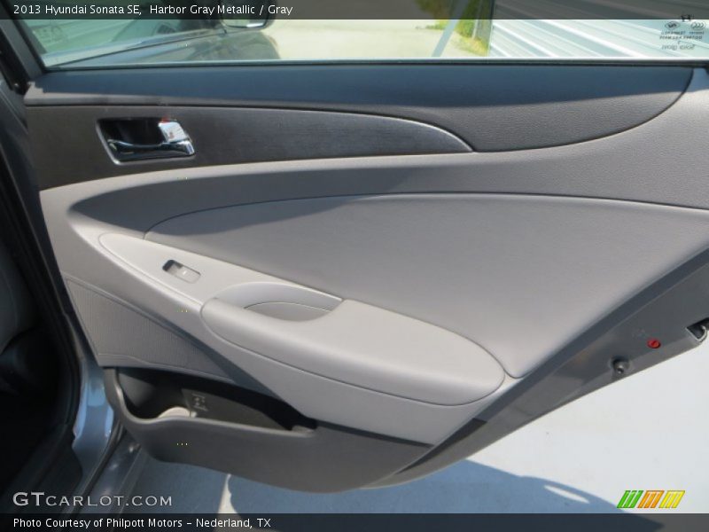 Harbor Gray Metallic / Gray 2013 Hyundai Sonata SE