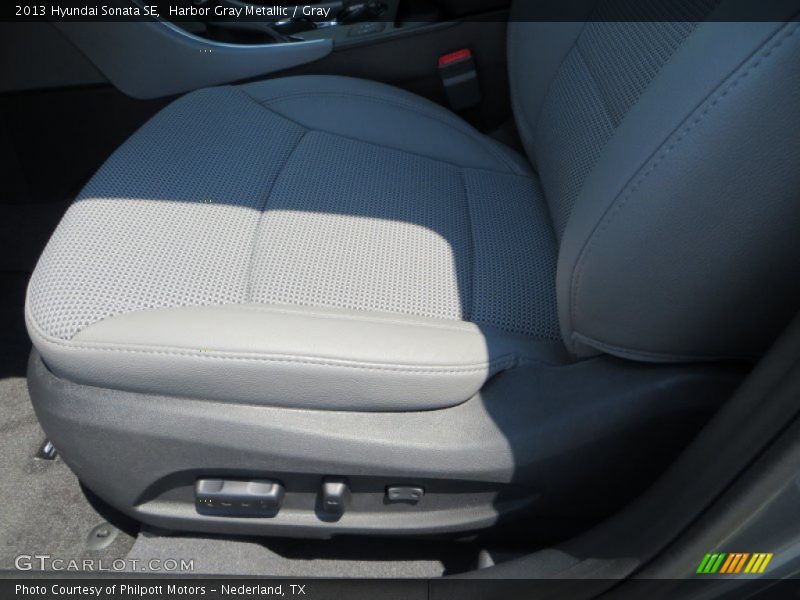 Harbor Gray Metallic / Gray 2013 Hyundai Sonata SE