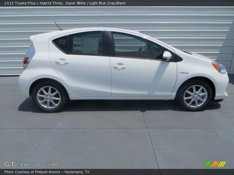 Super White / Light Blue Gray/Black 2013 Toyota Prius c Hybrid Three