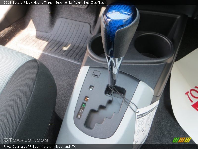 Super White / Light Blue Gray/Black 2013 Toyota Prius c Hybrid Three