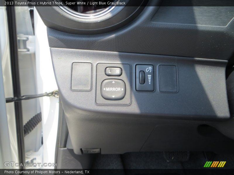 Super White / Light Blue Gray/Black 2013 Toyota Prius c Hybrid Three