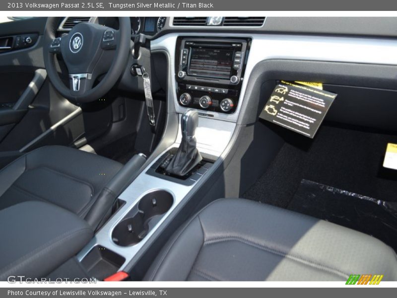 Tungsten Silver Metallic / Titan Black 2013 Volkswagen Passat 2.5L SE