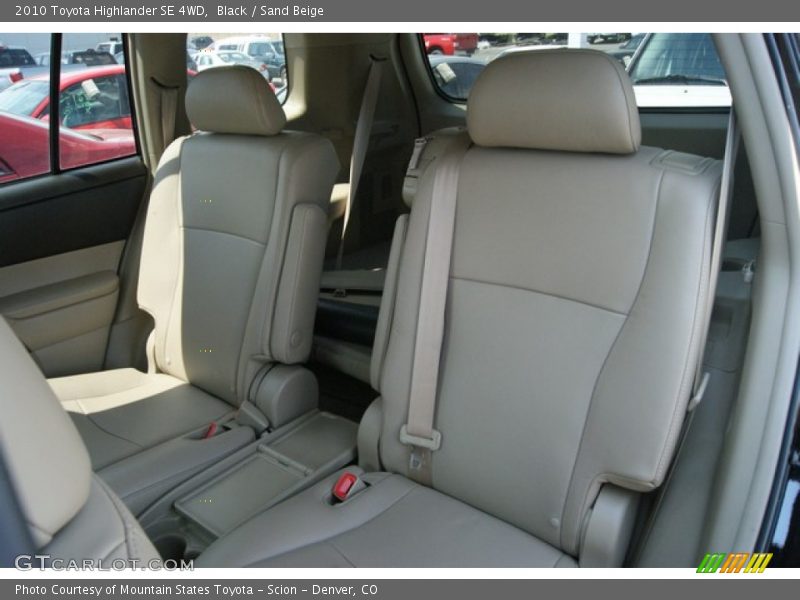 Black / Sand Beige 2010 Toyota Highlander SE 4WD