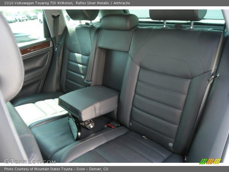 Reflex Silver Metallic / Anthracite 2010 Volkswagen Touareg TDI 4XMotion