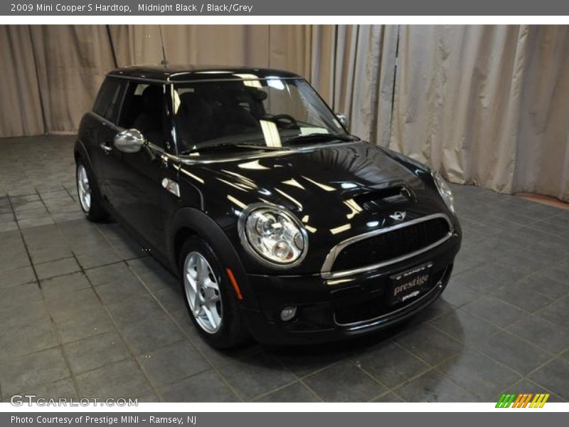 Midnight Black / Black/Grey 2009 Mini Cooper S Hardtop