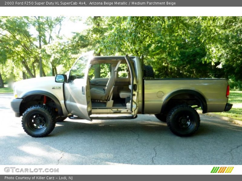 Arizona Beige Metallic / Medium Parchment Beige 2003 Ford F250 Super Duty XL SuperCab 4x4