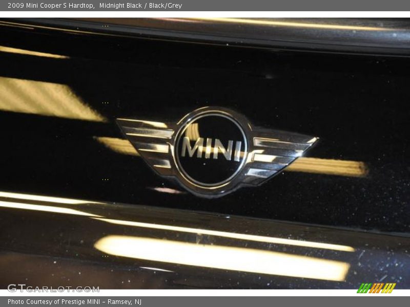 Midnight Black / Black/Grey 2009 Mini Cooper S Hardtop