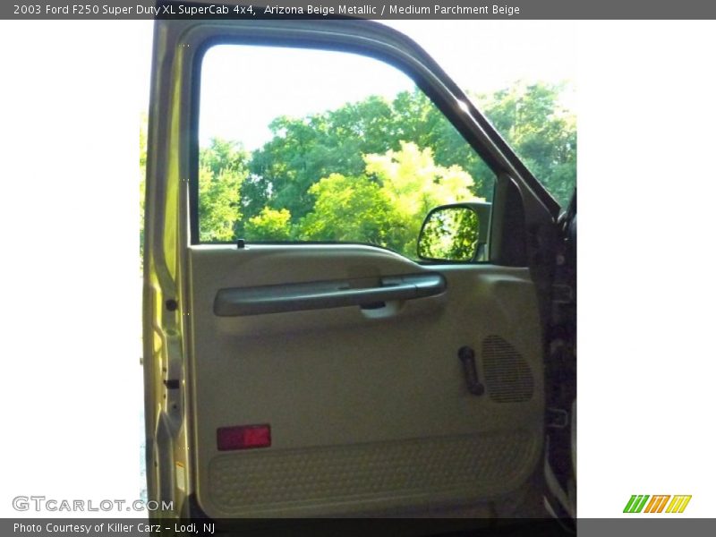 Arizona Beige Metallic / Medium Parchment Beige 2003 Ford F250 Super Duty XL SuperCab 4x4