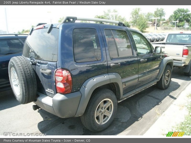 Patriot Blue Pearl / Medium Slate Gray 2005 Jeep Liberty Renegade 4x4