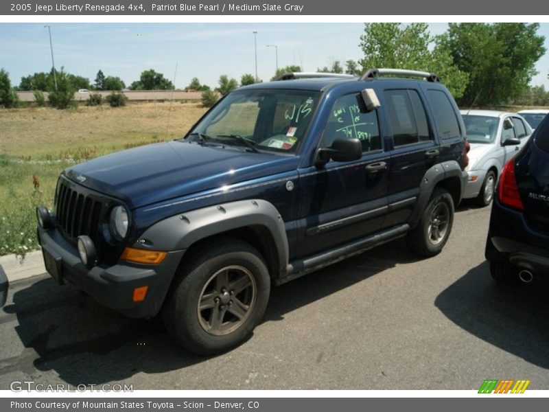 Patriot Blue Pearl / Medium Slate Gray 2005 Jeep Liberty Renegade 4x4