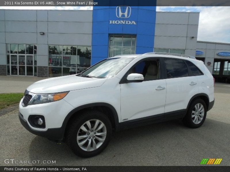Snow White Pearl / Beige 2011 Kia Sorento EX V6 AWD