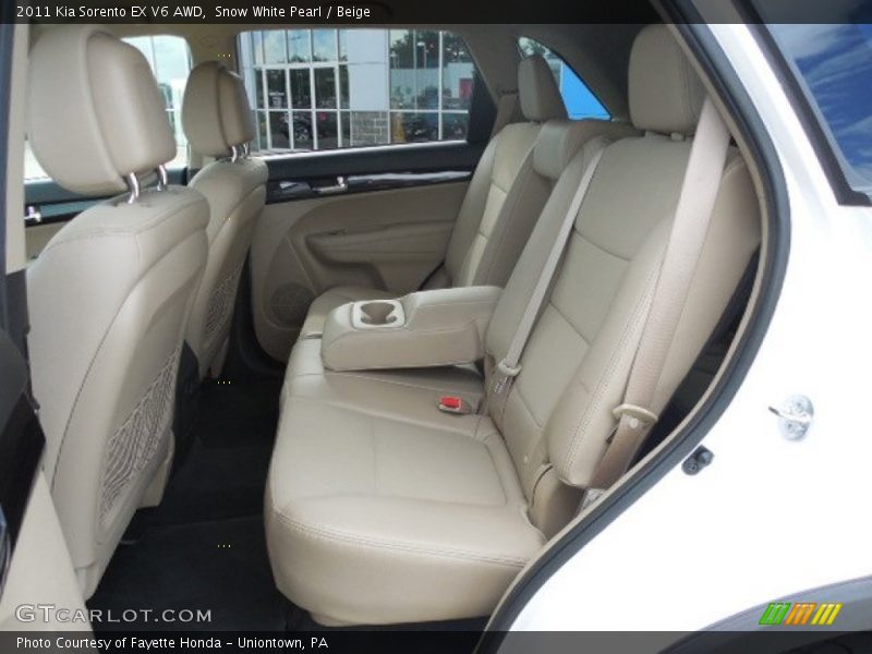 Snow White Pearl / Beige 2011 Kia Sorento EX V6 AWD