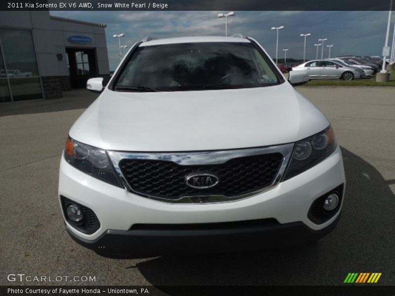 Snow White Pearl / Beige 2011 Kia Sorento EX V6 AWD